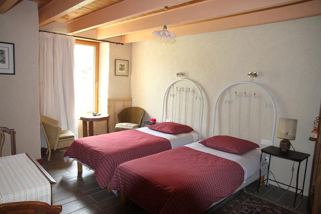 Chambres D'Hotes Du Vent Solaire Plozevet Exterior photo